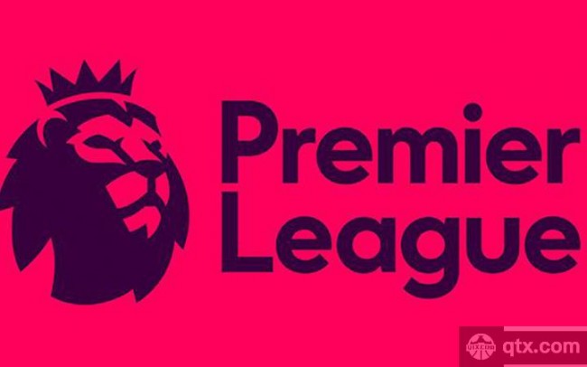 在球场上展 在球场上展